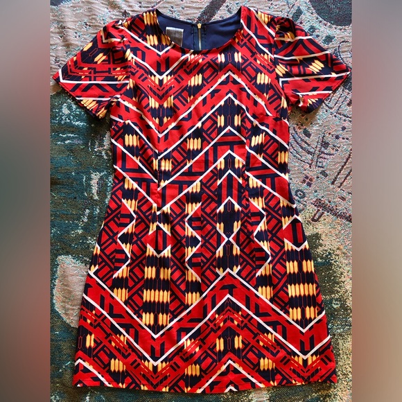 Moon Collection Retro Inspired Abstract Pattern Mini Shift Dress - Picture 2 of 9